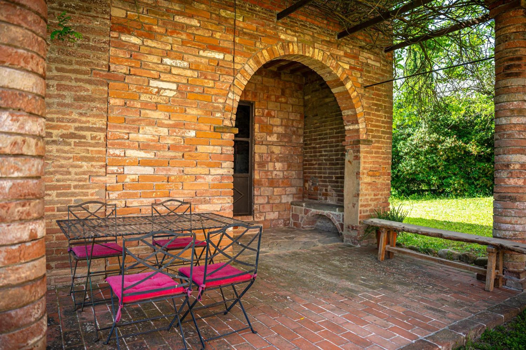 Agriturismo Poggio Antico 비나미 외부 사진