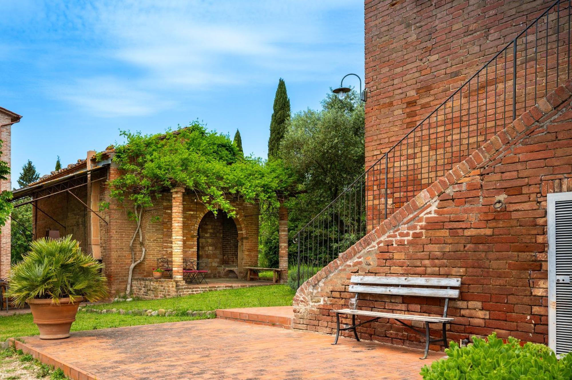 Agriturismo Poggio Antico 비나미 외부 사진